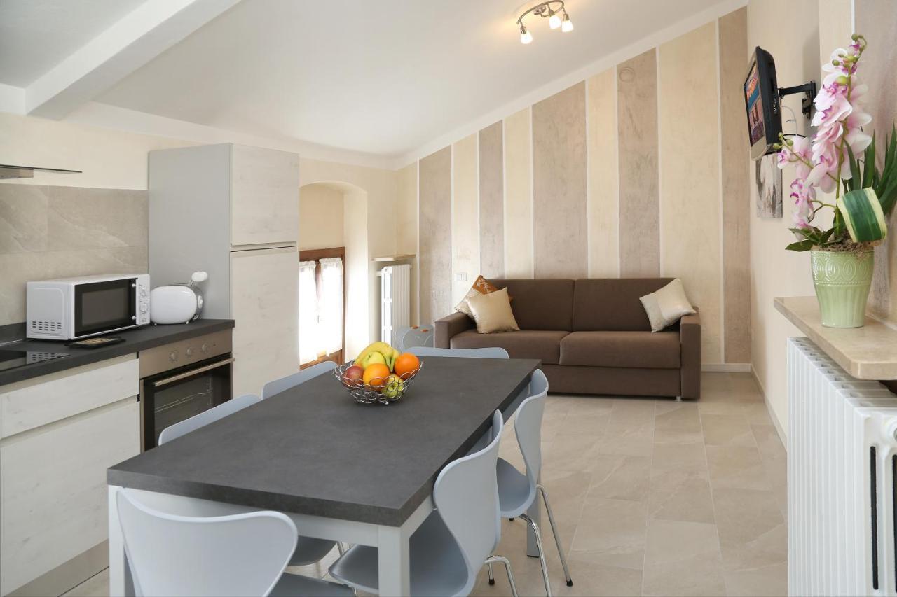 Flower Apartments Bardolino Bagian luar foto