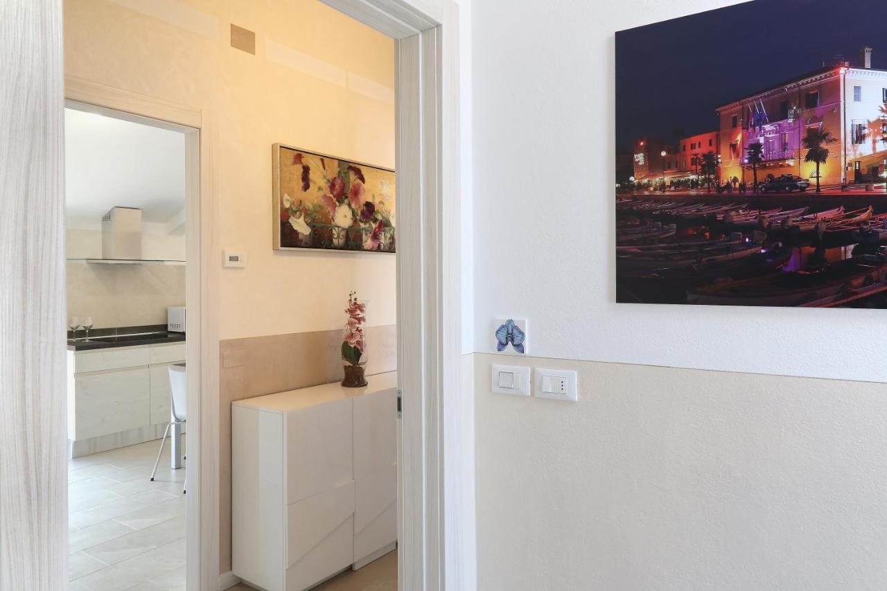 Flower Apartments Bardolino Bagian luar foto