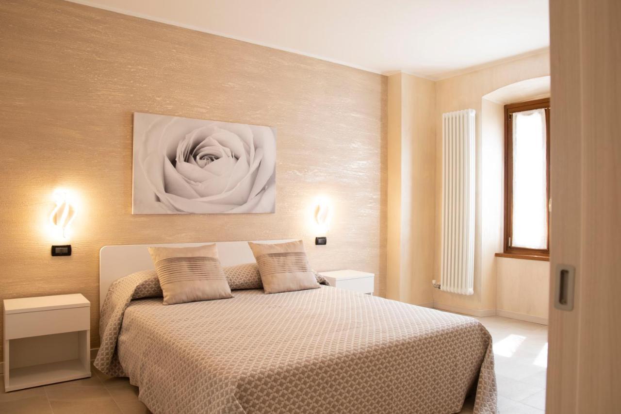Flower Apartments Bardolino Bagian luar foto