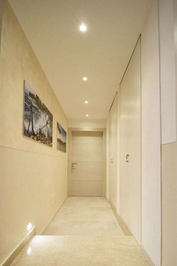 Flower Apartments Bardolino Bagian luar foto